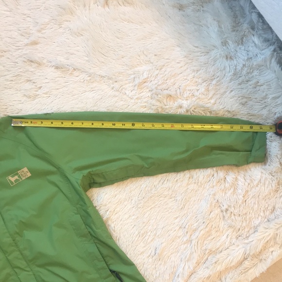 The Black Dog lime green rain jacket - Picture 9 of 9
